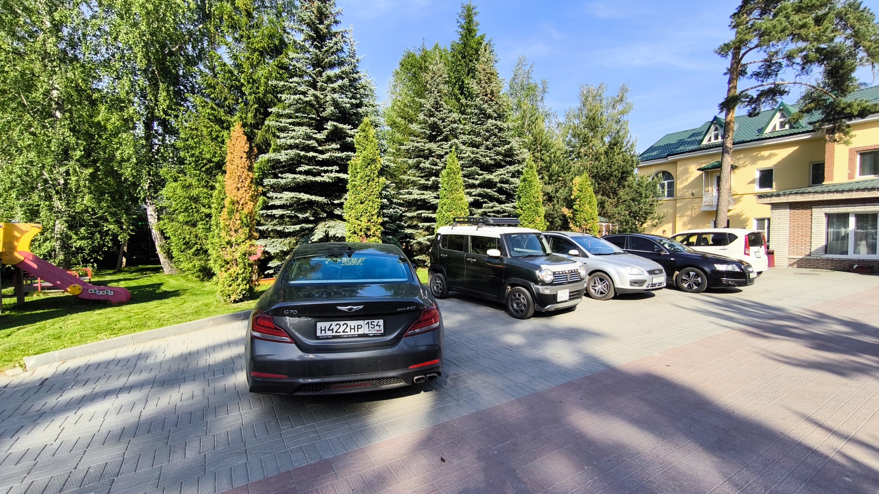 Фасад здания