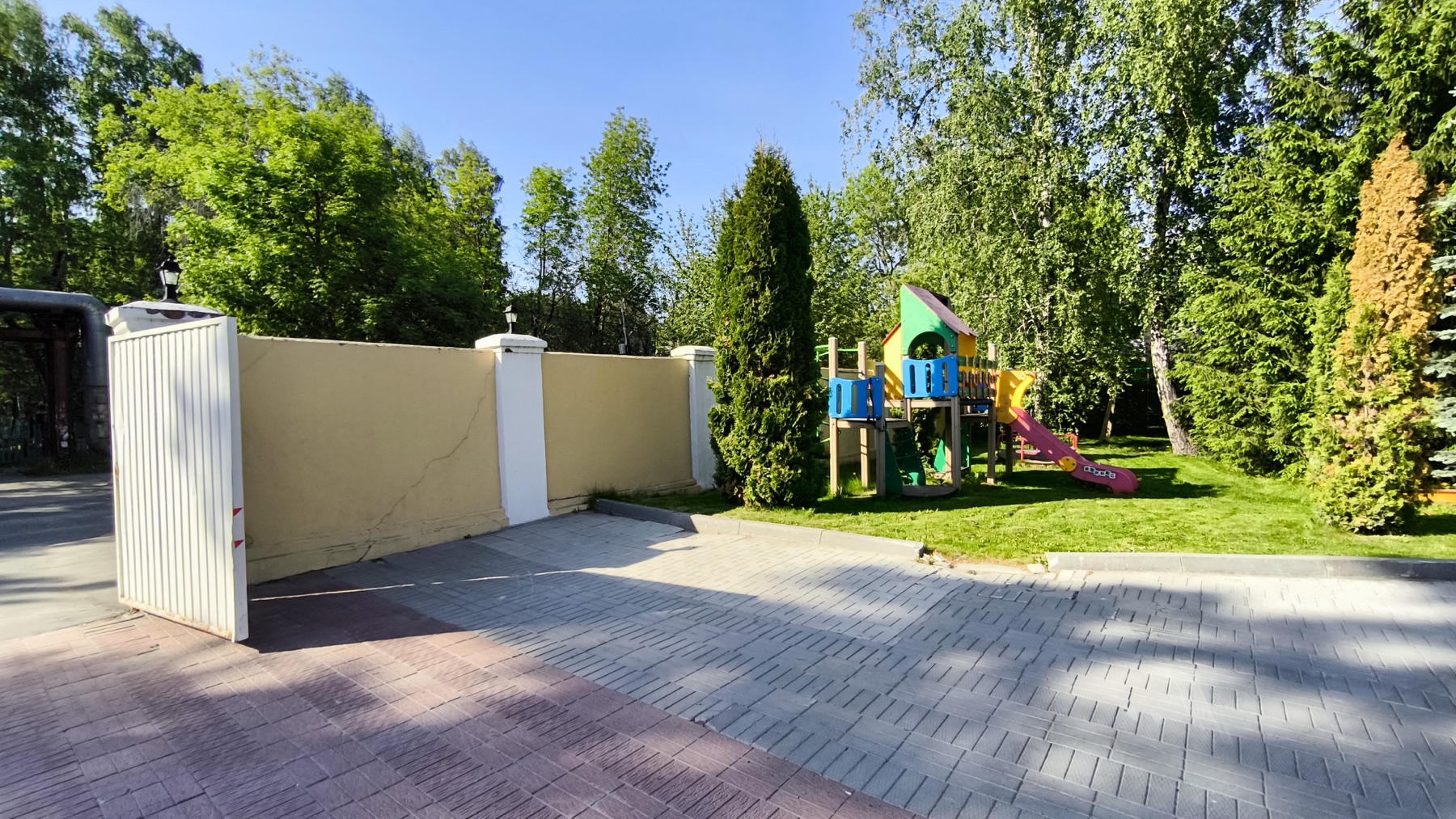 Территория участка